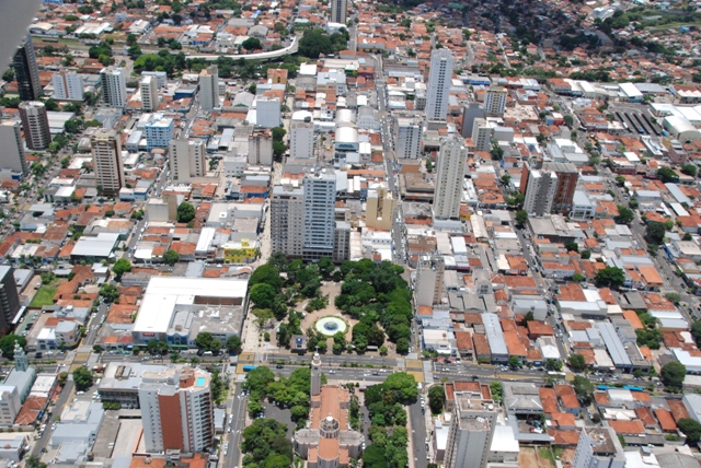 Feriados de fim de ano alteram atendimento na Agência Sabesp