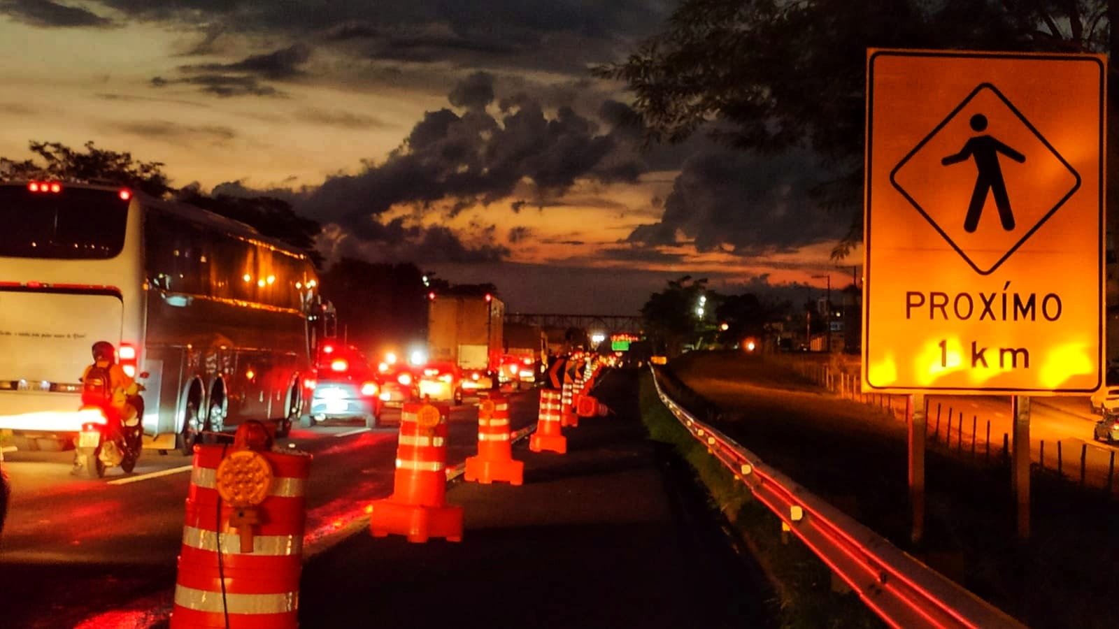 Serviços de recuperação do pavimento começaram nesta quarta e seguem até a próxima semana