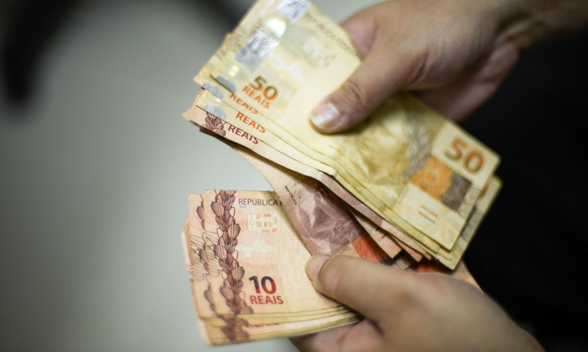 Neste lote, não há o pagamento a contribuintes sem prioridade